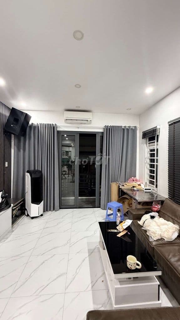 Bán nhà TKTQ, 4.1m x 11m, sát mặt tiền, chỉ hơn 5 tỷ xíu thương lượng - Ảnh 2