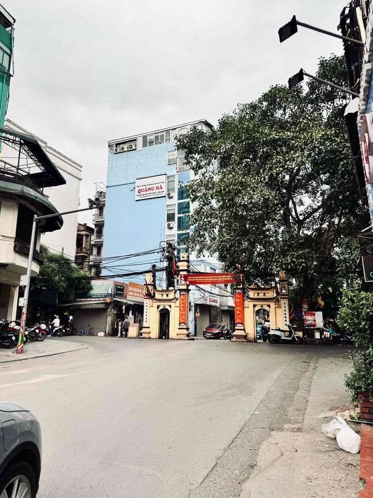 ĐỪNG LƯỚT! LÔ GÓC XÃ ĐÀN – Ô TÔ VÀO NHÀ