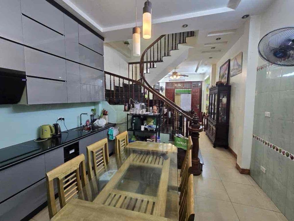 Gần ô tô phố Minh Khai 42m2 x5T giá 7.5 tỷ sổ đỏ cc KD ngõ. Thông tứ t - Ảnh 3