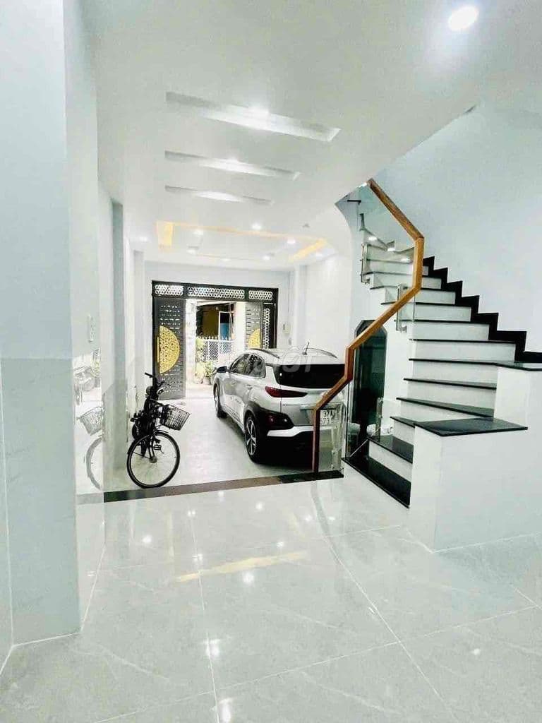XE HƠI NGỦ TRONG NHÀ - 3 TẦNG - 3PN - 44M2 (4x11m) - 6.47 TỶ TL - FULL