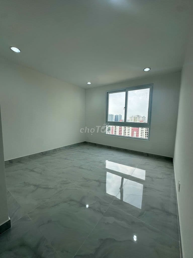 Bán căn GÓC 2 phòng ngủ Lô B ,Carina rộng 99 m2, có sẵn sổ hồng - Ảnh 2