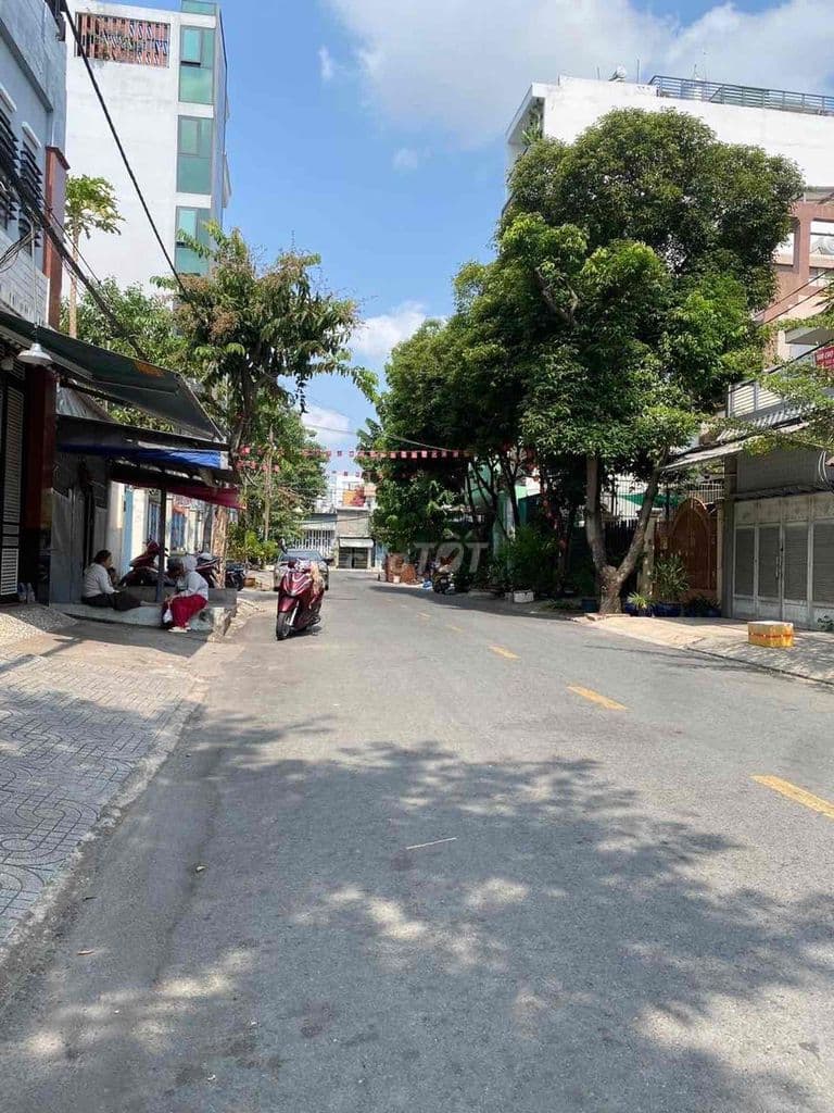 CHÍNH CHỦ BÁN ĐẤT -TẶNG NHÀ CẤP 4 -MẶT TIỀN ĐƯỜNG SỐ 37-KINH DOANH