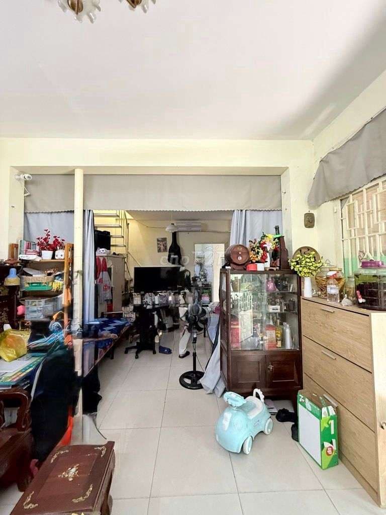 Nhà c4,55m2 CN đủ,(5x11),sát chợ bà chiểu,SHR, nhỉnh 5t TL