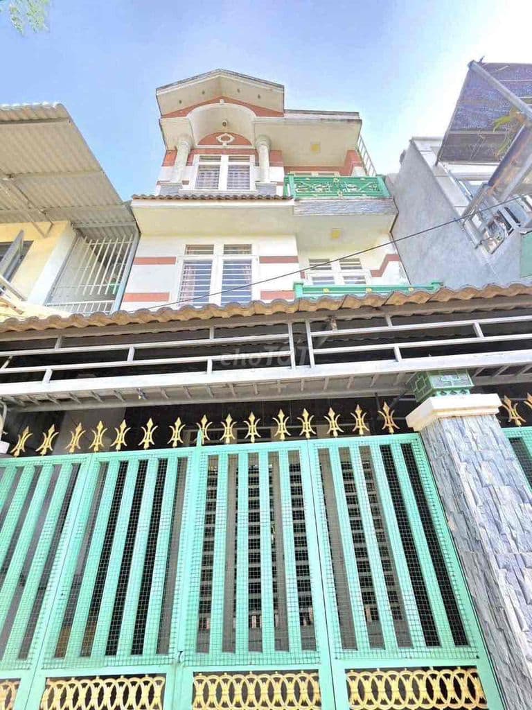Nhà 3 Tầng 50m2 gồm 4 phòng ngủ sổ hồng riêng Nhà bè