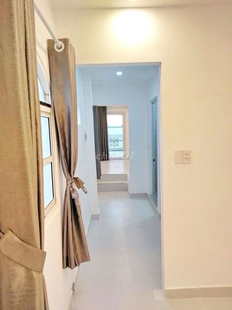 Bán Nhà Lô Gốc 2 Mặt Tiền Thoáng Sáng Gần Hẻm Xe Hơi, Huỳnh Tấn Phát - Ảnh 3