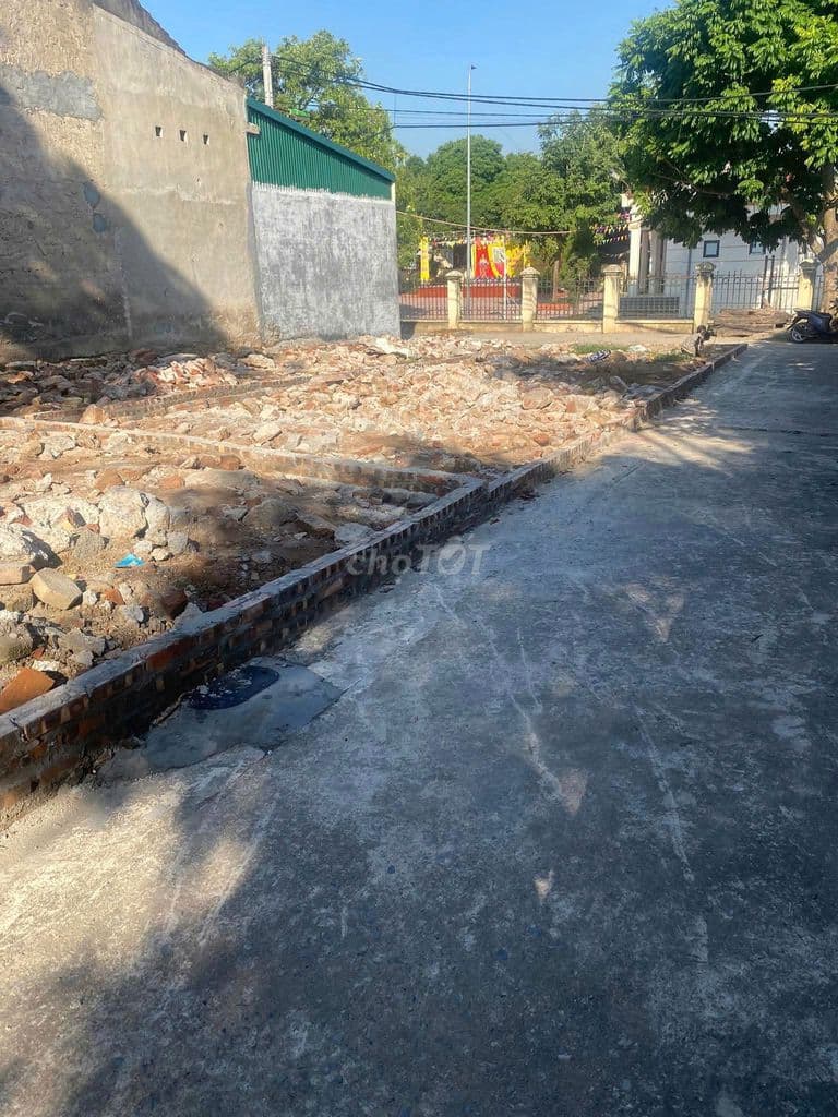 BÁN 60M ĐẤT THÔN 3 VẠN PHÚC THANH TRÌ MT 4M GIÁ 3,7 TỶ