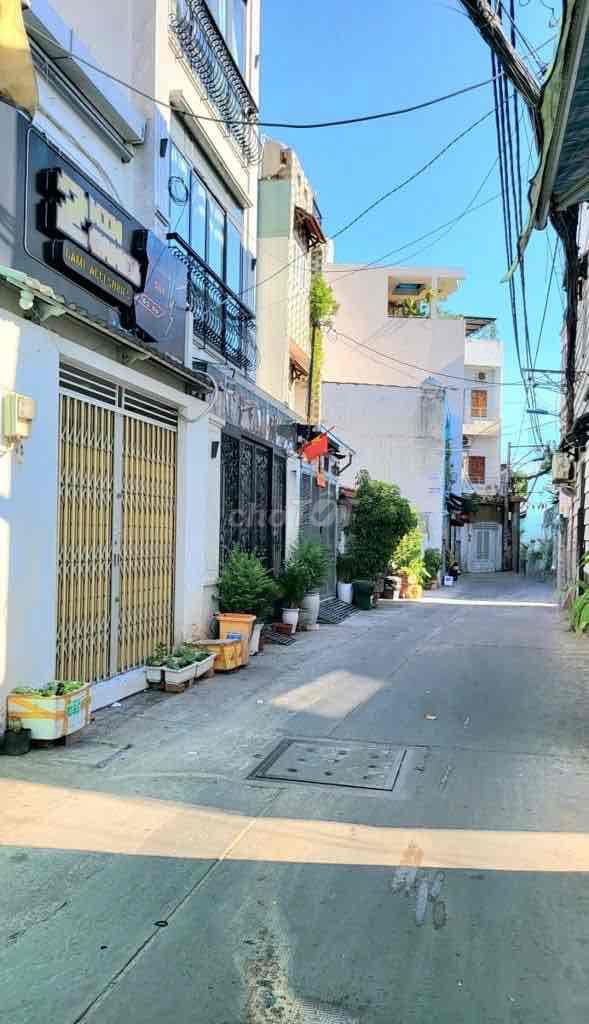 Bán nhà cách 3 căn ra mt xe hơi Tôn Thất Thuyết,,Bến vân đồn,. - Ảnh 2