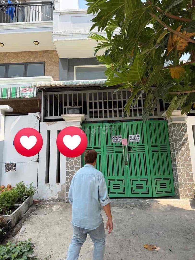 Bán nhà 1 trệt , 1 lầu , KDC Chợ Bình Điền , f. Bình Đông