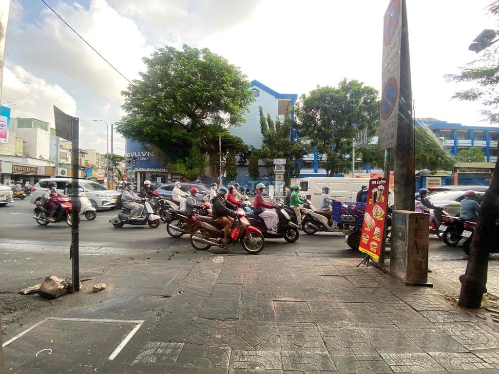 👉 Bán mặt tiền Trường Chinh(p. Bảy hiền) có sẵn thu nhập 15tr/tháng - Ảnh 2