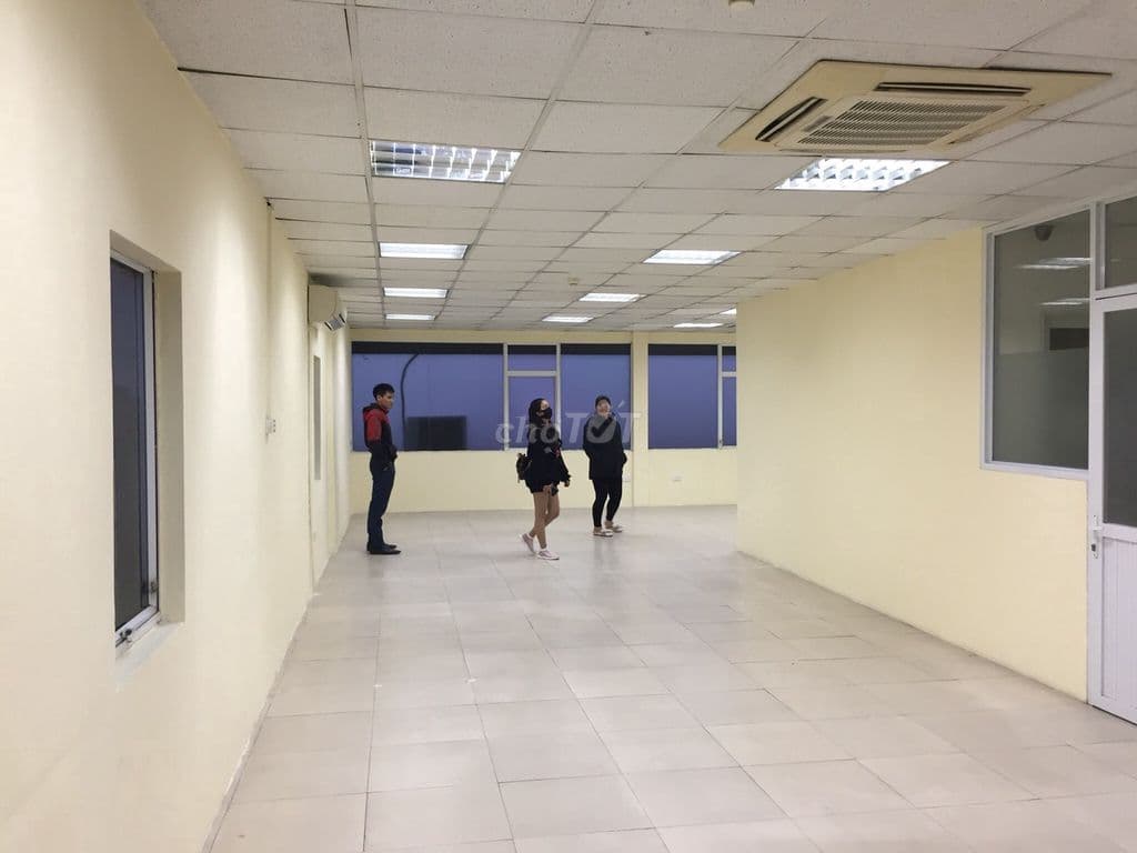 Cho thuê vp phố Lý Nam Đế, Hoàn Kiếm,Hà Nội,dtsd 91m2, thông sàn - Ảnh 2