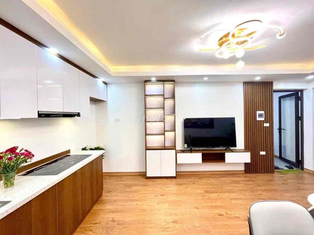 Tập thể Thọ Lão, tầng 2 đẹp ở ngay, sân xe rộng, bảo vệ trông ngày đêm - Ảnh 3