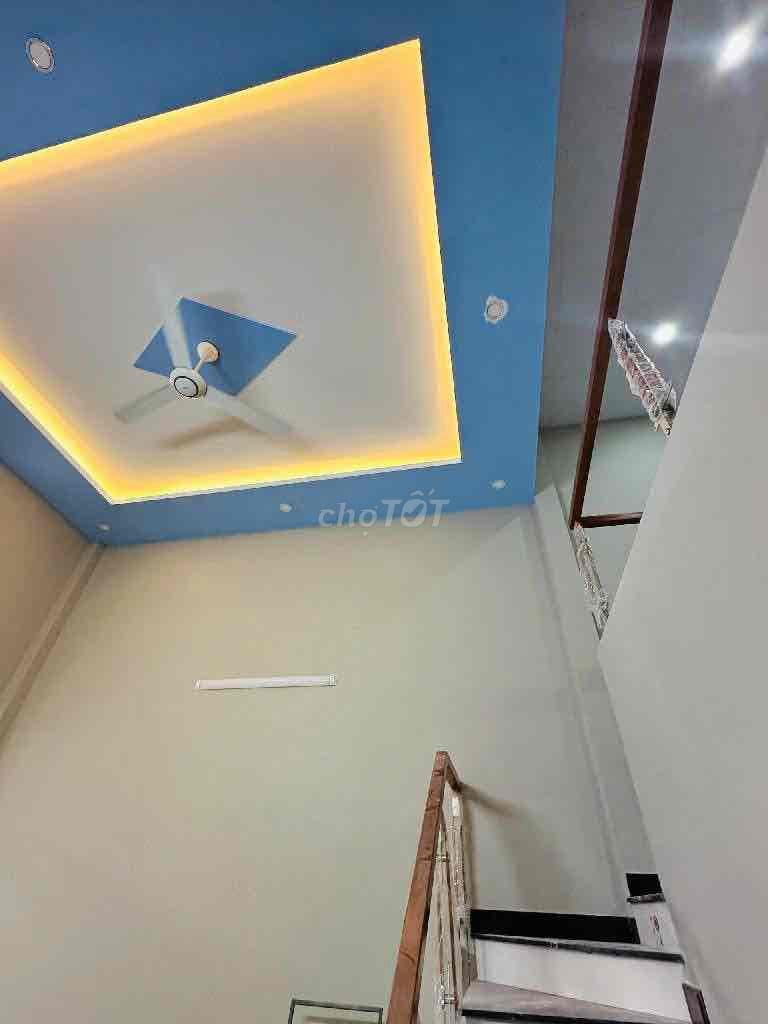 NHÀ ĐẸP LENG KENG - HẺM XE HƠI VÀO NHÀ - VỊ TRÍ ĐẸP - NGANG 5 BỀ THẾ - - Ảnh 3
