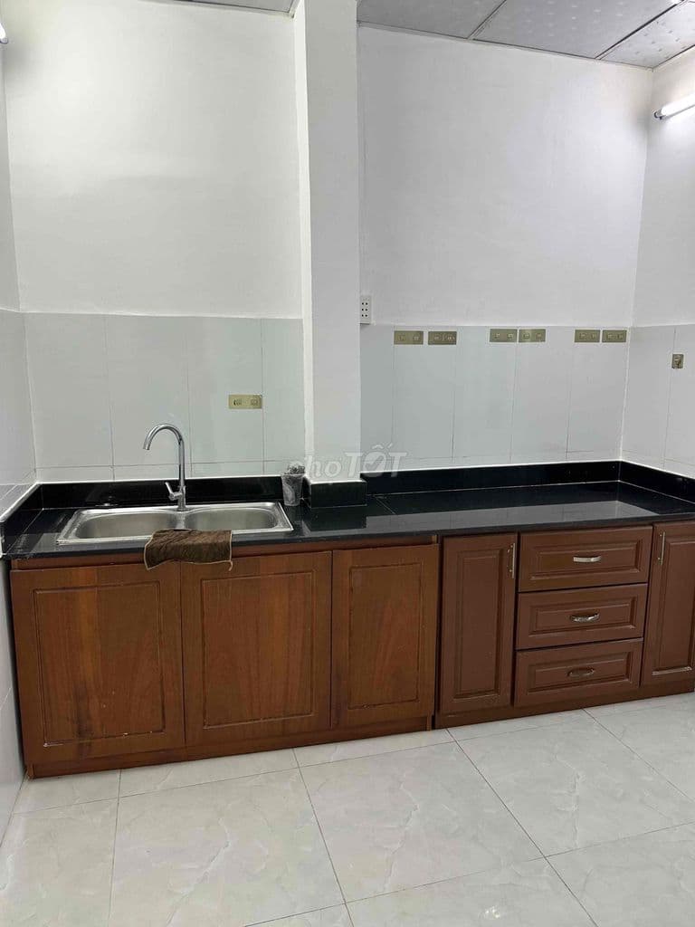 Bán nhà // đường Tôn Đản, quận 4 sát trung tâm Q1 - Ảnh 3