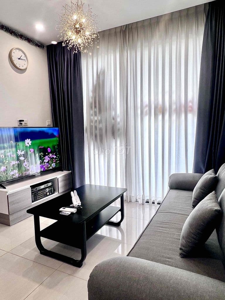 Chính chủ cần bán căn hộ Vinhome Grand Park , khu Origami . Q9