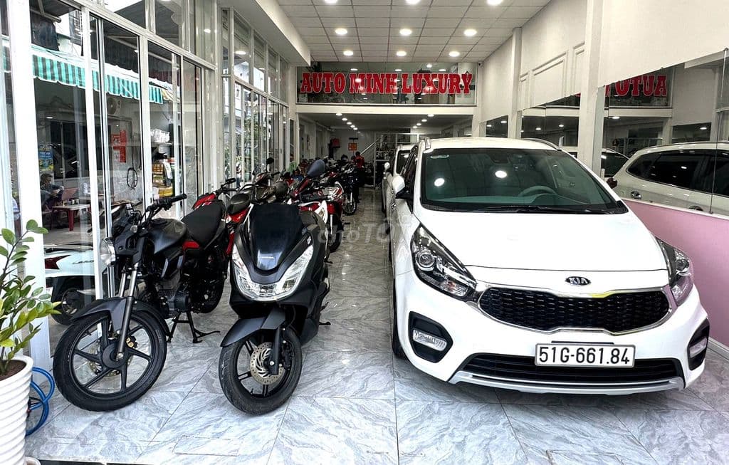 Bán nhà căn góc 2 mặt tiền đường số 8- sát TTTM AOEN tân phú