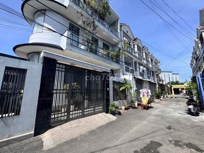 Bán nhà Hiệp Phú - gần Vincom Q9 - 51m2 - 3 Tầng - 4PN - Hẻm Xe Hơi