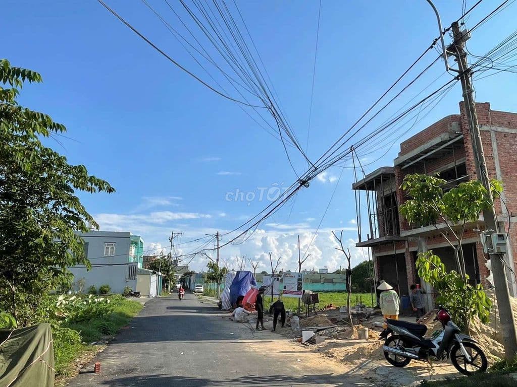 Đất 5x24m, Shr, MT Đg XTT 20 Vị Trí Đẹp, Giá Tốt Sau Lưng Chợ XTT