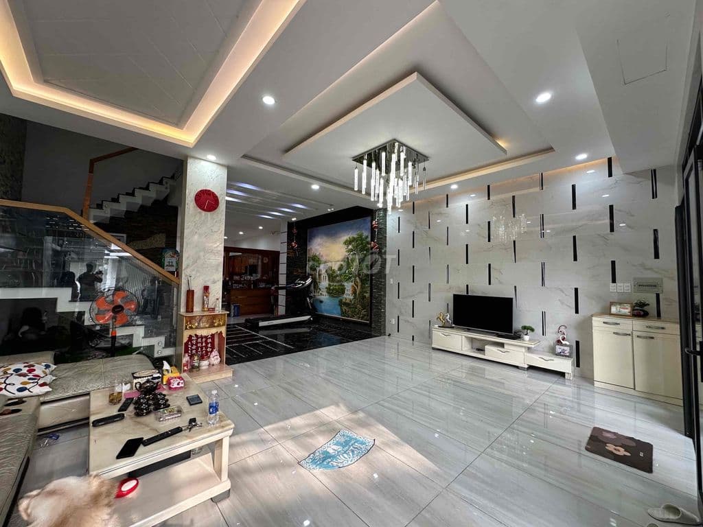 150M2 4 TẦNG LÊ VĂN QUỚI DT 7*22 Dg 8M 15TỶ TL