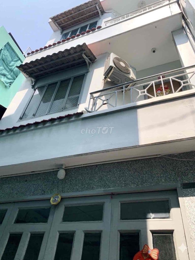 Nhà 4 tầng Quận 10 chỉ 5.x tỷ