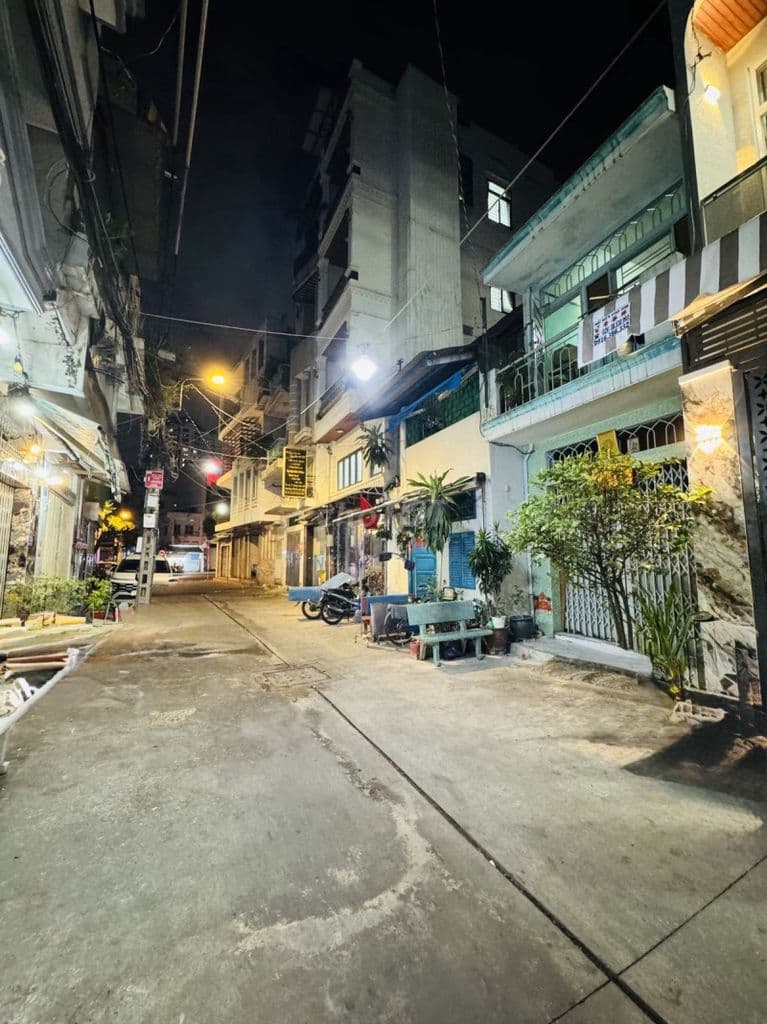 BÁN NHÀ Q11 – HẺM 8M KINH DOANH – 4 TẦNG ĐẸP – NGANG 4.3M - Ảnh 2