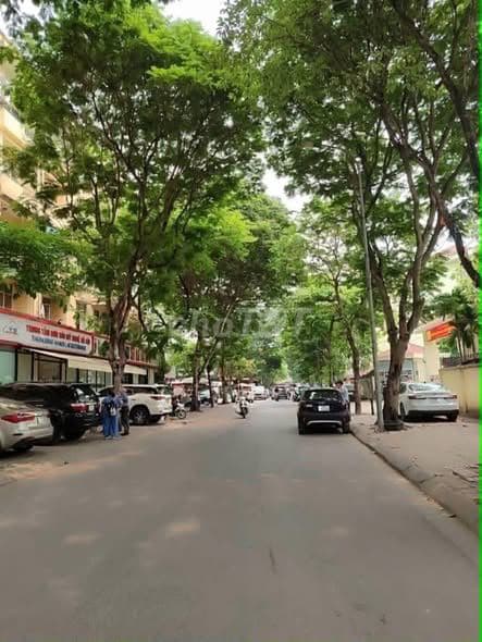 bán nhà 53m2 Dịch Vọng Hậu gần OTO