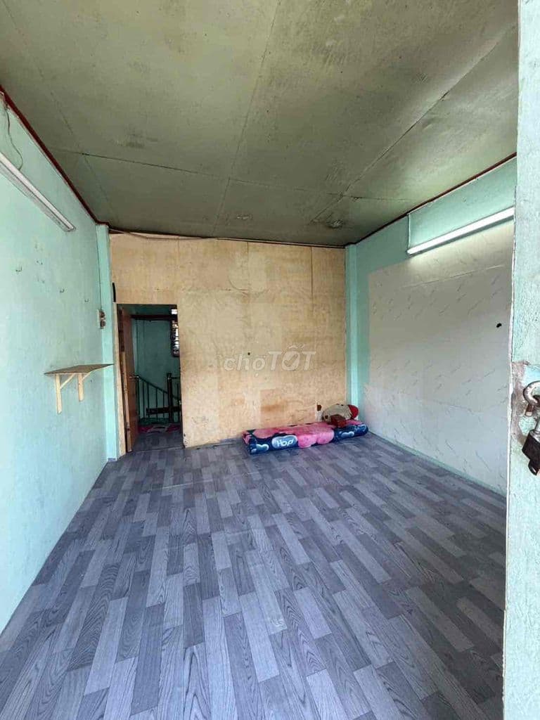 Hẻm 1/ 4m đường Đỗ Nhuận 3,05x9m 1 lầu 2 PN