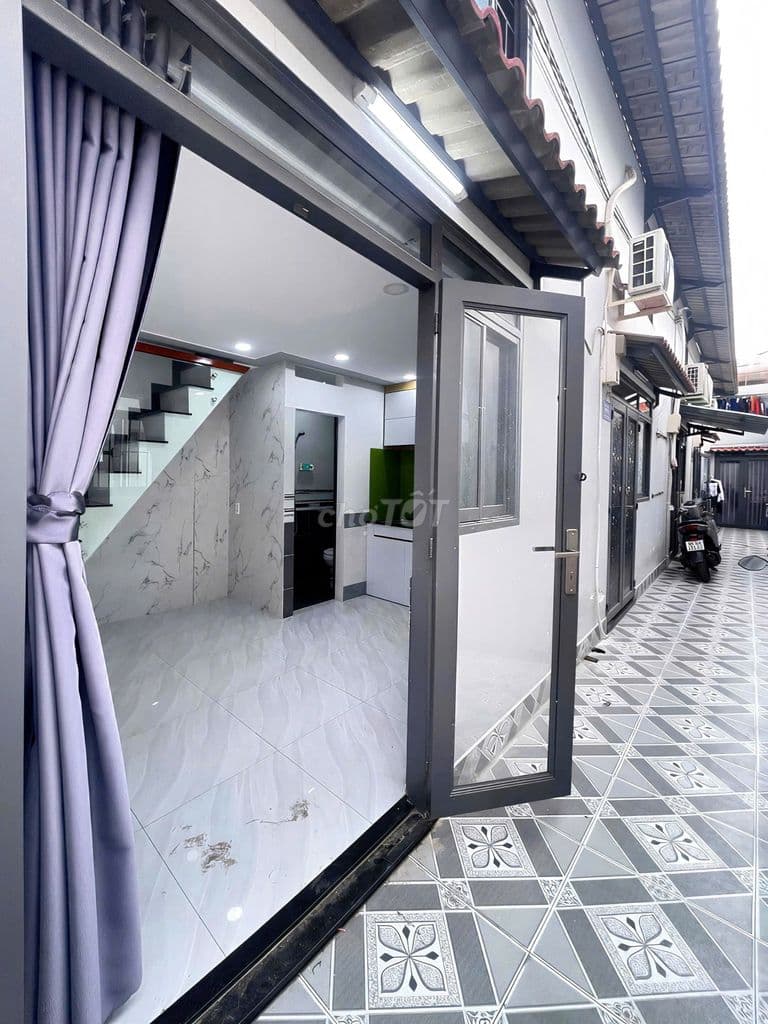 Nhà Lê Văn Khương, Quận 12. Gần bến xe buýt Thới An. Giá 898tr còn TL