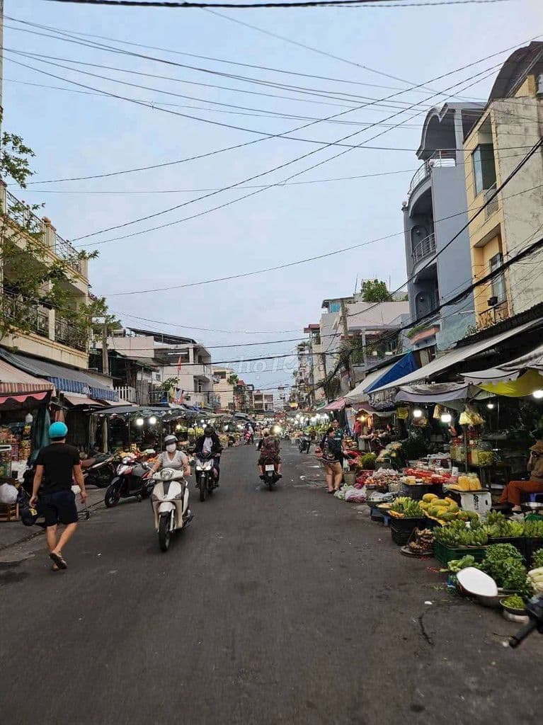 MẶT TIỀN CHỢ PHÚ THỌ HOÀ 74M2_3 TẦNG_KHU KD ĐỈNH_NGAY CHỢ_GIÁ MỚI 6,3T - Ảnh 3
