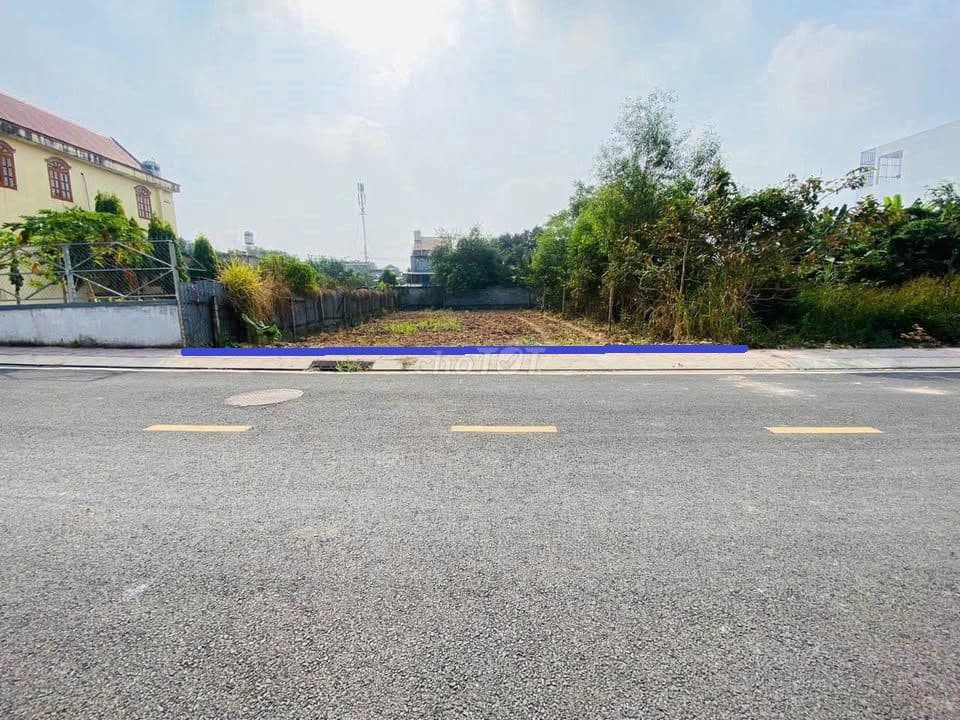 Với dt 140M2 , pháp lý SẠCH , Đ Trần Văn Chẩm , 1tỷ24 ngay VINHOMES SG