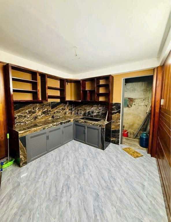 8ty950 thương lương chính chủ bán gấp nhà măt tiền nôi bô p4 Q8