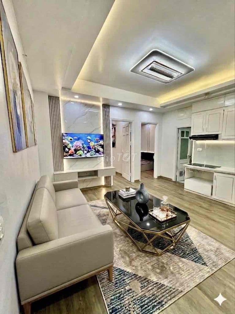 Nhỉnh 2 Tỷ căn hộ 2 ngủ 1 khách Đường Láng