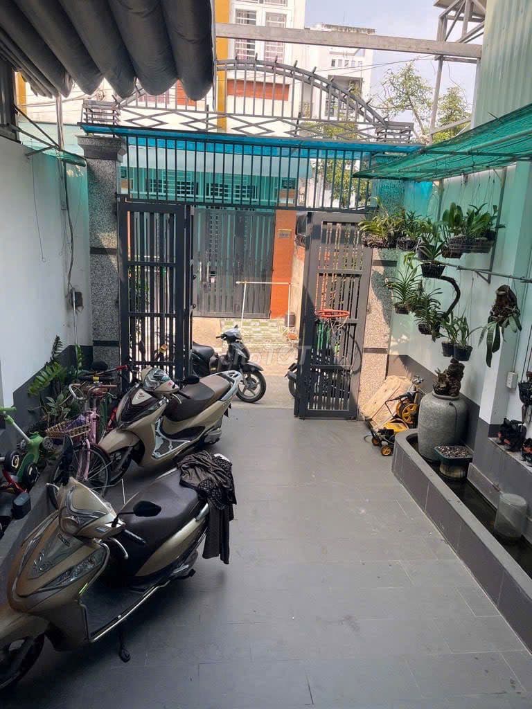 7,8 tỷ đối diện vạn phúc city 104m 3 tầng. Vip nhất khu vực. Sát ql13 - Ảnh 3