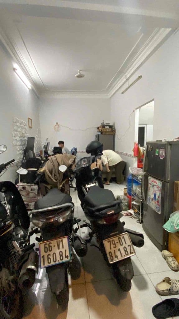 căn nhà chính chủ cần bán - Ảnh 2