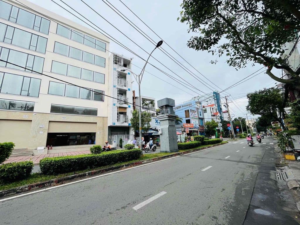 CHDV rộng 122m2 Mặt tiền Nguyễn Cửu Đàm-Thu Nhập 50tr/tháng