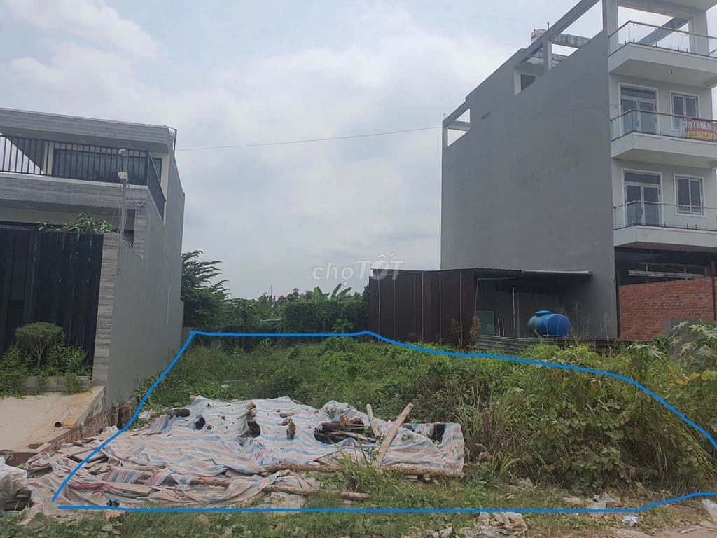 Bán lô đất đẹp Quận 12 nhìn ra sông Sài Gòn