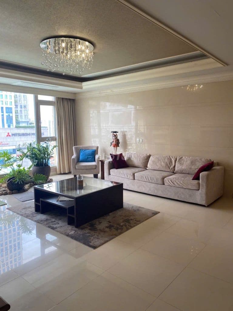 Bán gấp căn góc, 3PN, 2WC 144m2 giá 10.2tỷ, nhà có NT, sổ sẵn sang tên - Ảnh 2