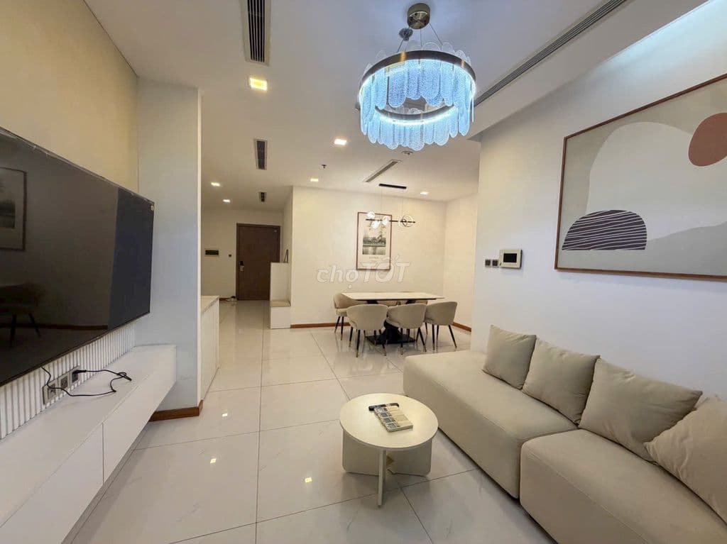 Gia đình cần bán căn hộ Vinhomes central Park 3PN 105m2 Giá 13.75 tỷ - Ảnh 2