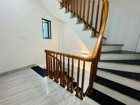 bán nhà đẹp Lai Xá 35m² 5 tầng nhỉnh 6 tỷ - Ảnh 2