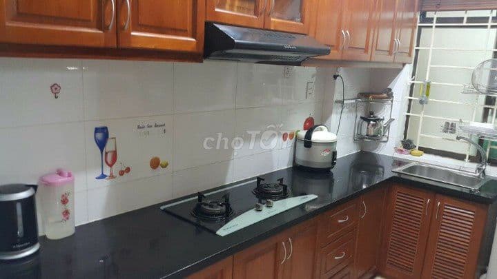 Cn hộ lô B4 chung cư phường 3, Quận 4 Lầu 3 (thang bộ), 50m2, 2.6 tỷ - Ảnh 2