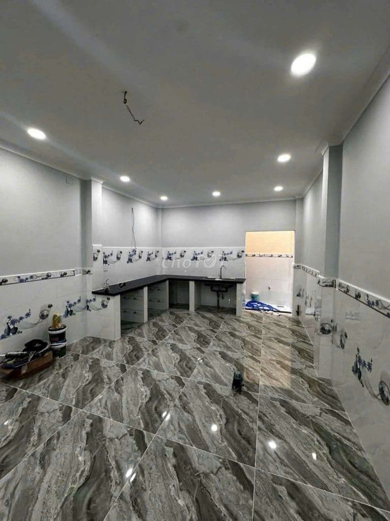 Chính chủ cần bán nhà hẻm xe hơi Lê Trọng Tấn - Ảnh 3