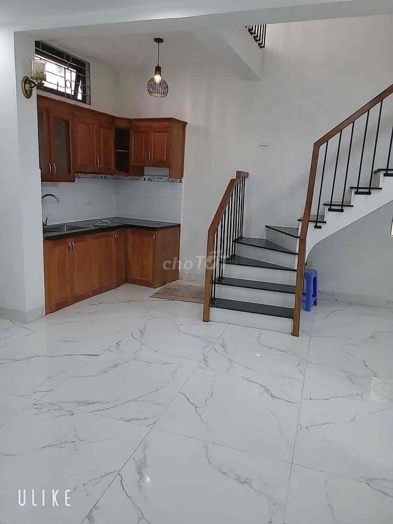 Dưới 3 tỷ có nhà mới Định Công-Oto 30m-Lô góc-50mC4 gác xép; MT6m;2N - Ảnh 2