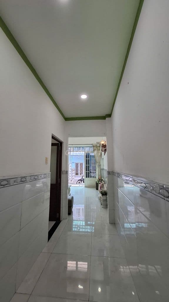 Bán nhà sát Bùi Thế Mỹ, Tân Bình - 4.5x13, 3PN, nở hậu, chỉ 5 tỷ nhỉnh - Ảnh 2