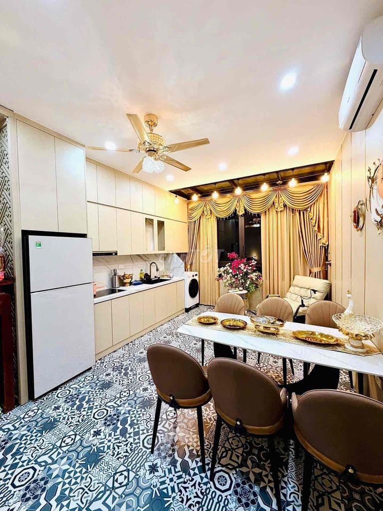 Bán nhà Trương Định - Ô tô qua nhà - 5 tầng thang máy. Giá: 9,55 tỷ - Ảnh 2