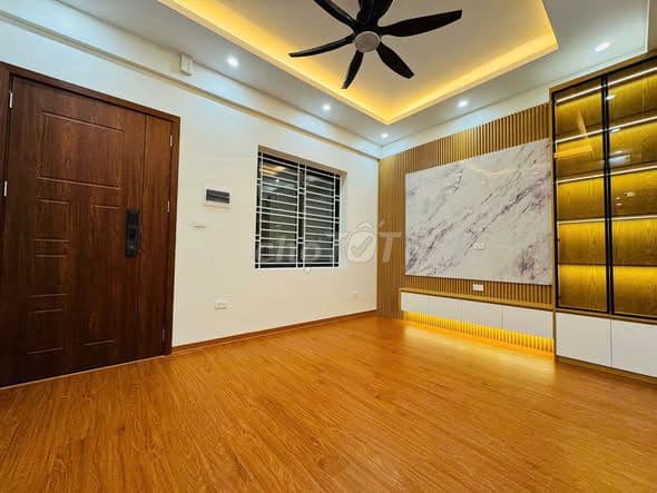 bán chung cư Trần Quý Kiên Cầu Giấy 3 ngủ 2 vệ sinh