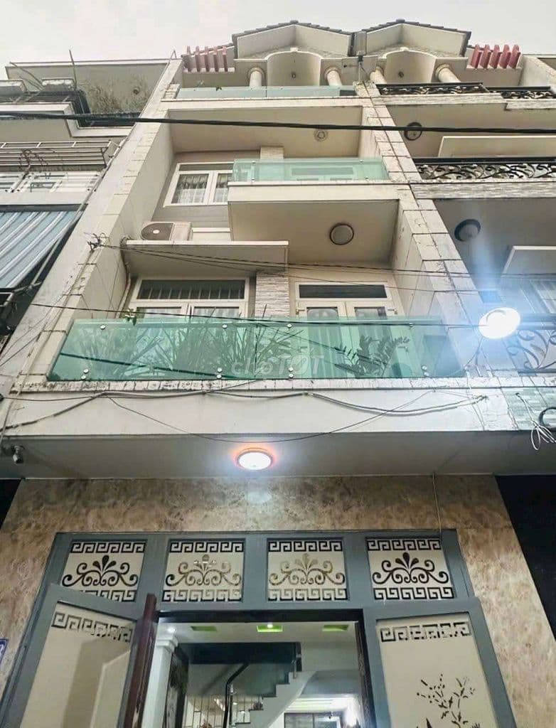 HOÀNG BẬT ĐẠT P15 TÂN BÌNH 60M2 - HẺM 5M - 4 TẦNG BTCT NHỈNH 7 TỶ