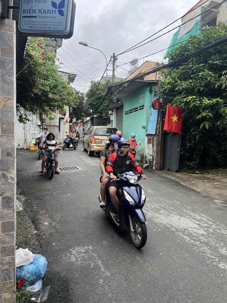 HẺM XE TẢI NÉ NHAU - XE HƠI VÀO NHÀ - CHỈ 11tỷ