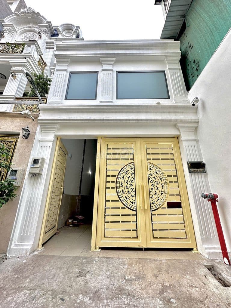 BÁN TÒA CHDV 5 TẦNG - PHÁP LÝ AN TOÀN SINH LỜI CAO