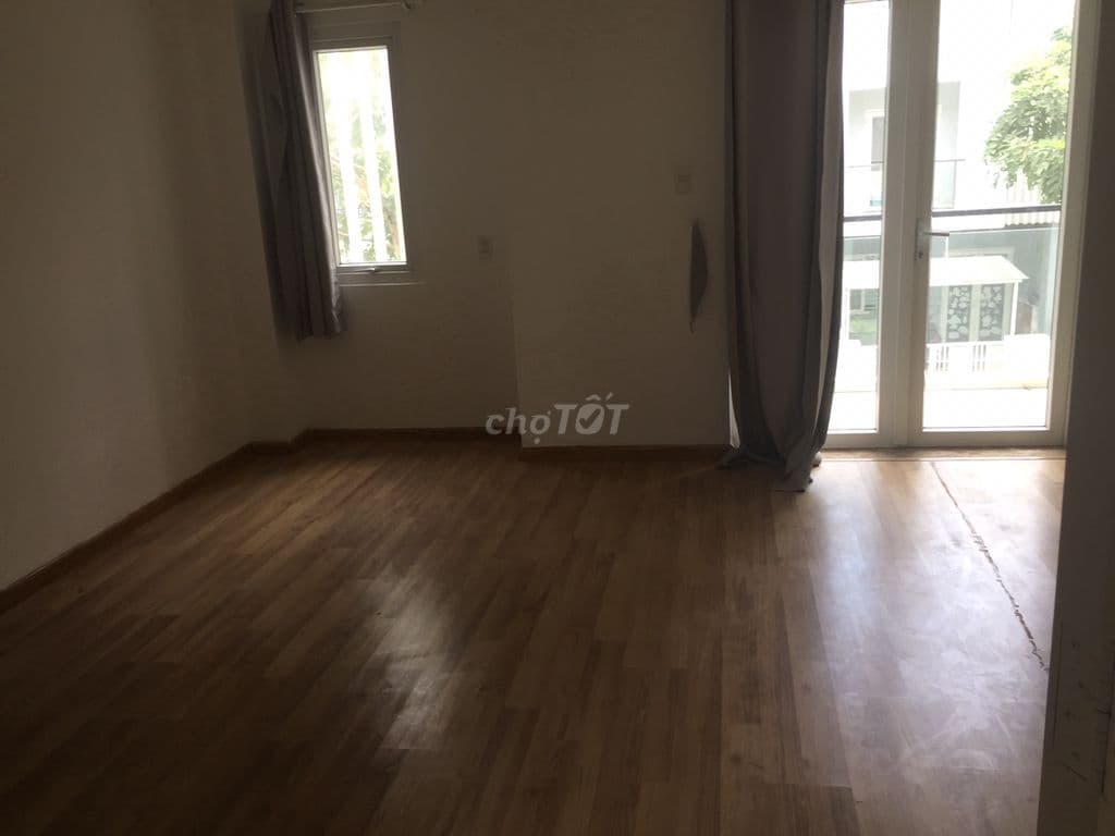 Chính chủ bán nhà phố Mega Village Khang Điền 5x19m view hồ bơi. - Ảnh 3