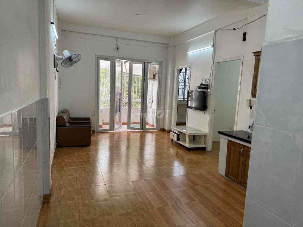 Cần bán căn hộ chung cư Lý Thường Kiệt