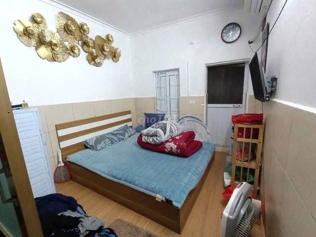 Tôi bán nhà Phố Lĩnh Nam, Ngõ Thông Thoáng , nhỉnh 5 tỷ - Ảnh 2